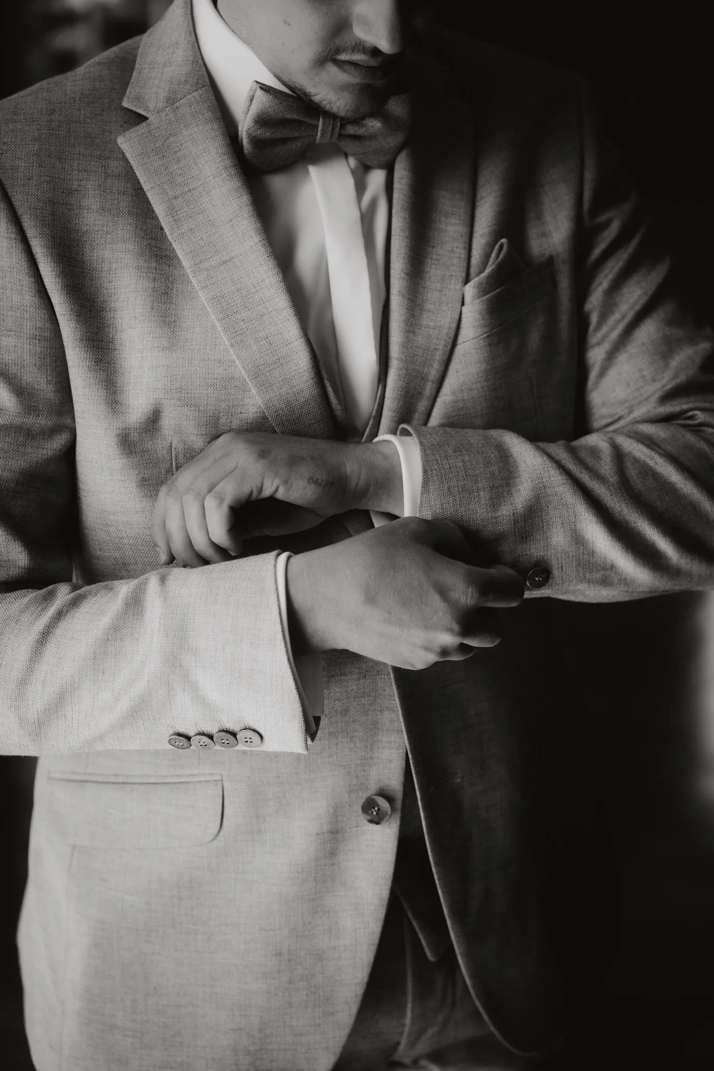 Traje formal masculino como referencia de confección a la medida